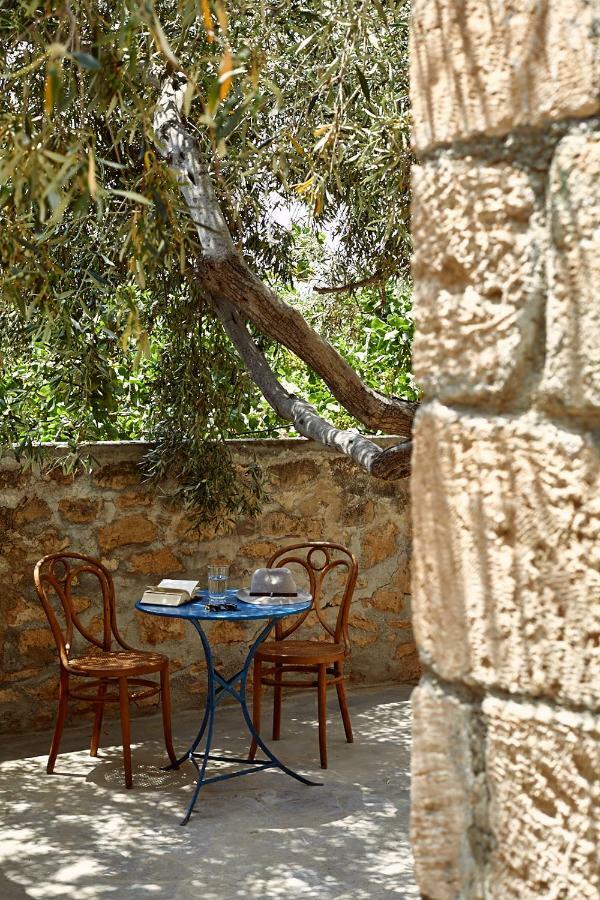 Nikolaou Art Residence Aegina Esterno foto