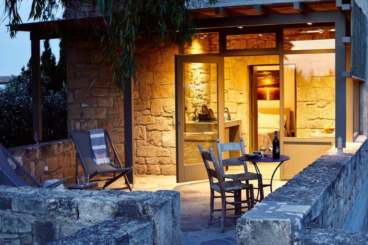 Nikolaou Art Residence Aegina Esterno foto